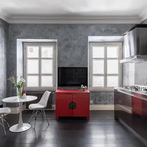  Apartment Iflat A Sparkle Of Red In Trastevere